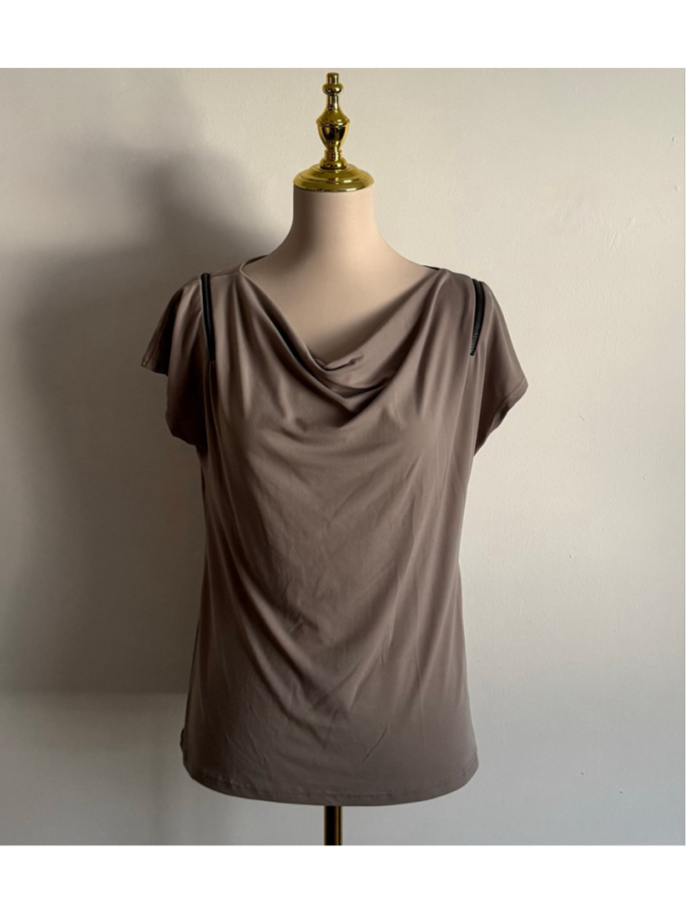 Women's Worthington Blouse Size M Beige Black Zipper Detail Cowl Neck Top